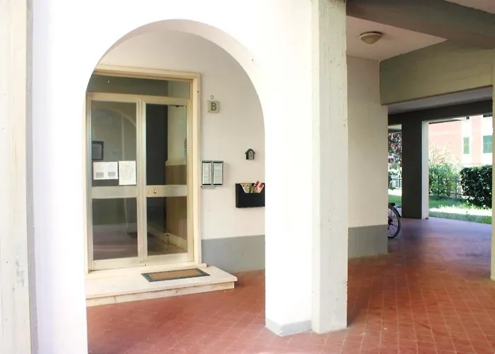 Primula Rossa 아파트 레반토